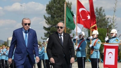 Cumhurbaşkanı Erdoğan, Cezayir Cumhurbaşkanı'nı resmi törenle karşıladı