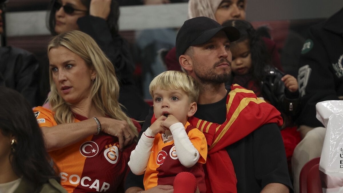 Dries Mertens ve ailesi İstanbul'a geldi