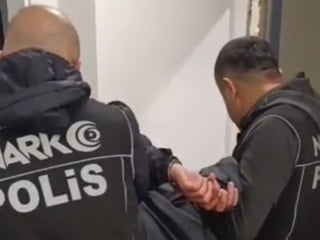 Kırmızı bültenle aranan uyuşturucu baronu Mersin'de yakalandı