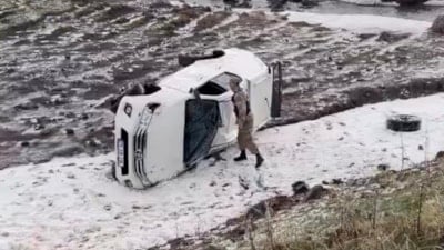 Ardahan’da askeri araç devrildi: 2 astsubay yaralandı