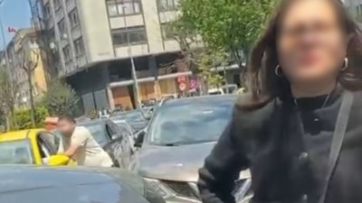 İstanbul'da park yeri kavgası trafiği felç etti