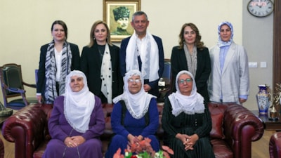 'Barış Anneleri'nden CHP'ye ziyaret