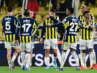 Fenerbahçe'ye UEFA'dan para cezası