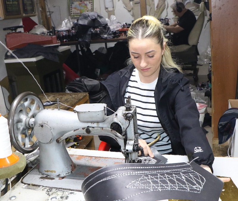 Samsun'da Türkiye’nin ilk kadın kispet ustalarından oldu