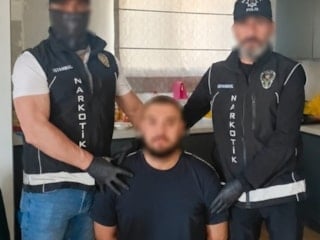 Interpol-Europol'ün ‘en çok arananlar' listesinde bulunan şüpheli yakalandı