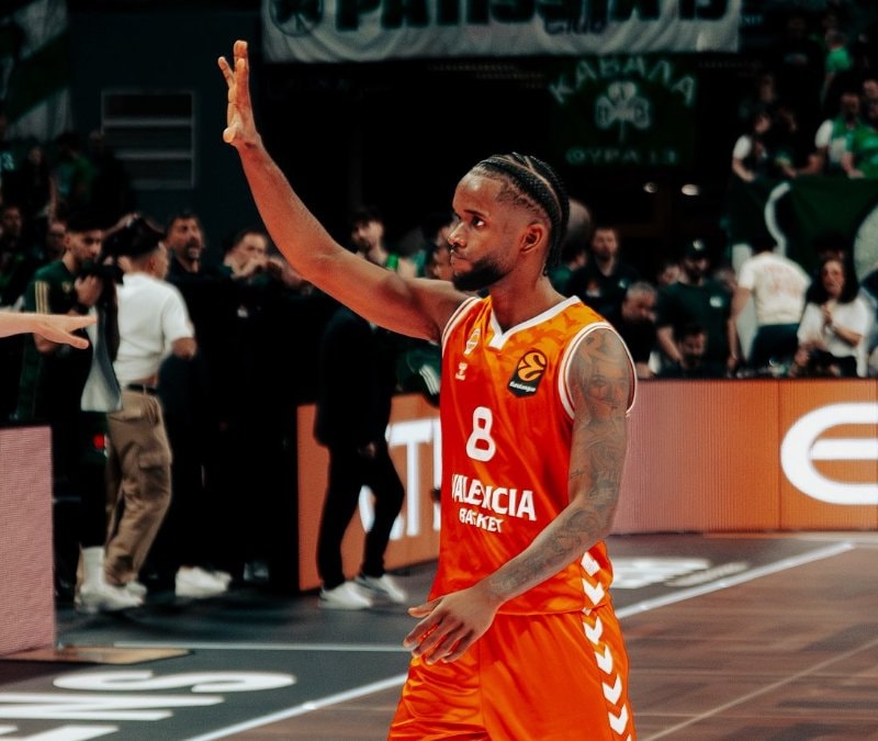 Seride durum 2-2'ye geldi! Valencia Basket, Panathinaikos'u yendi