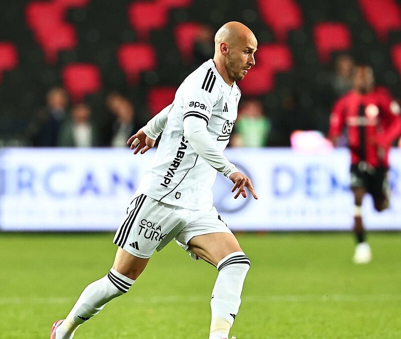 Beşiktaş'tan ayrılıyor mu? Vaclav Cerny'den iddialara yanıt