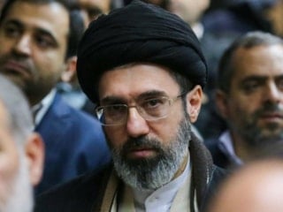 Mücteba Hamaney savaş stratejisini perde arkasından yönetiyor
