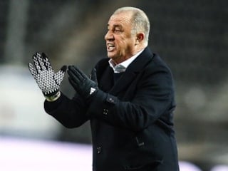 Fatih Terim, Arda Turan ve Hull City'nin başarılarıyla gurur duyuyor