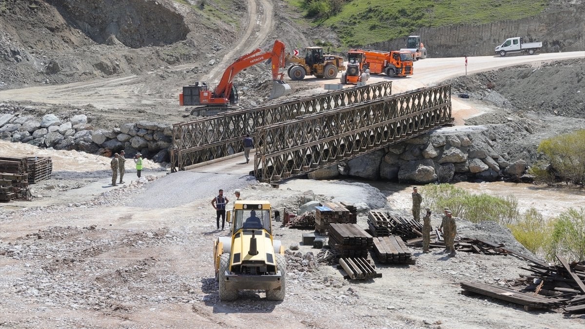 Hakkari'de Zap Suyu üzerine Mehmetçik mührü: Ulaşımda kilit rol üstlenecek
