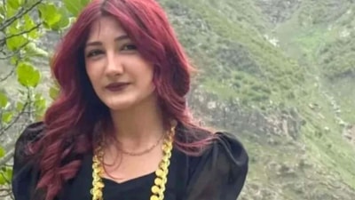 Hakkari'de 4'üncü kattan düşen genç kız hayatını kaybetti