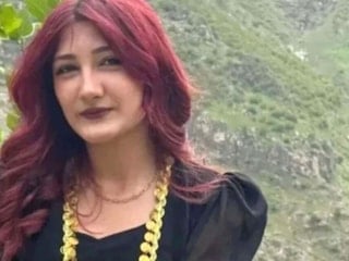 Hakkari'de 4'üncü kattan düşen genç kız hayatını kaybetti