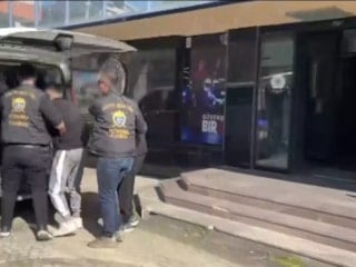 İstanbul’da durdurulan aracın tamponundan uyuşturucu çıktı