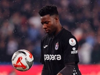 Trabzonspor'da Andre Onana oyuna devam edemedi