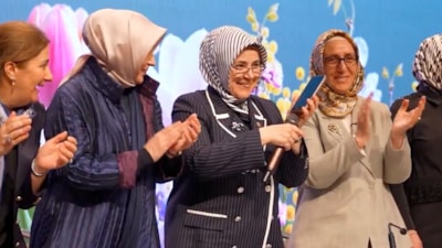 Cumhurbaşkanı Erdoğan'dan AK Parti İstanbul İl Kadın Kolları'na Anneler Günü tebriği