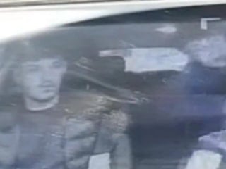 İstanbul'da taksicinin boynuna ip geçirip darbettiler: O anlar kamerada