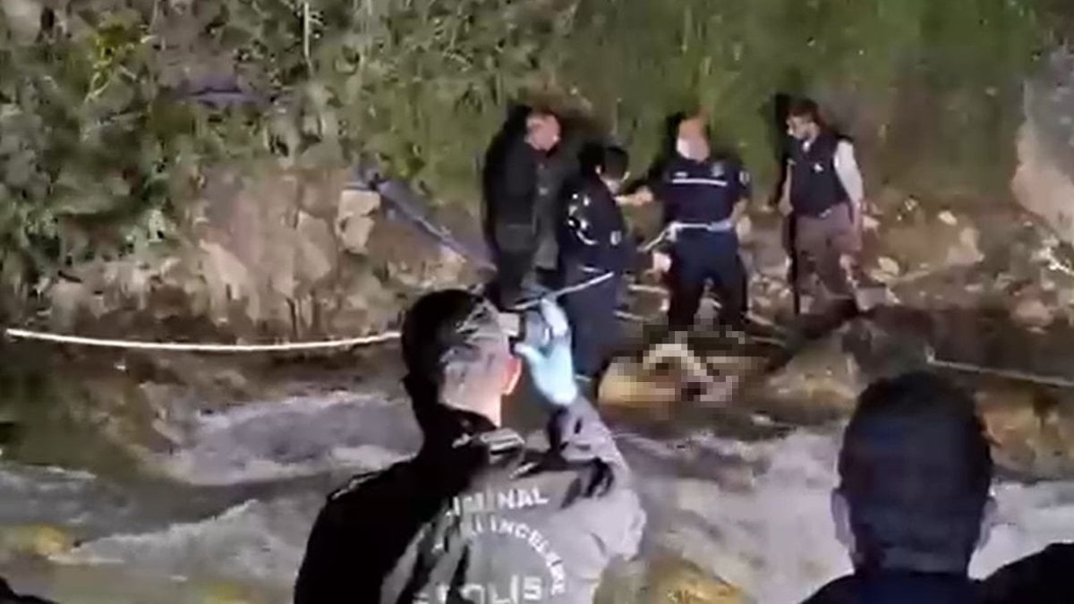 Adana'da şelaleye giren zihinsel engelli genç boğuldu