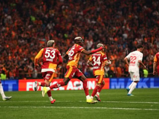 Galatasaray ligde evinde kaybetmiyor