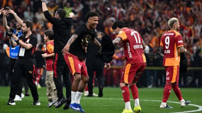 Galatasaray, ligde 3 puanlı sistemde 19. şampiyonluğunu aldı