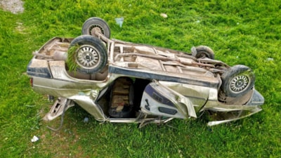 Afyonkarahisar’da şarampole devrilen otomobilde 14 yaşındaki çocuk hayatını kaybetti