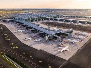 Türkiye hava sahasının kullanımından 33 milyar TL gelir elde etti