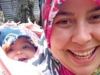 Antalya'da anne ile 7,5 aylık kızının görüntüleri viral oldu