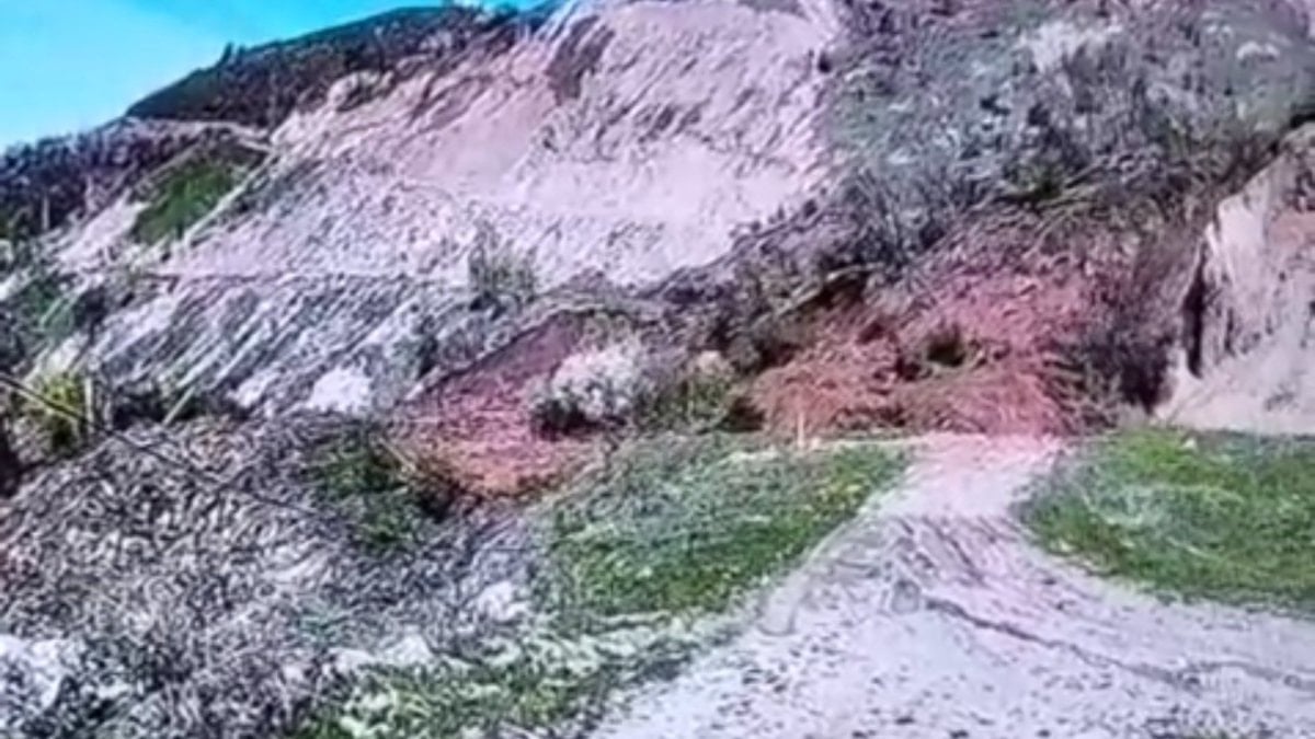 Tokat'ta güvenlik kamerası heyelan anlarını kaydetti