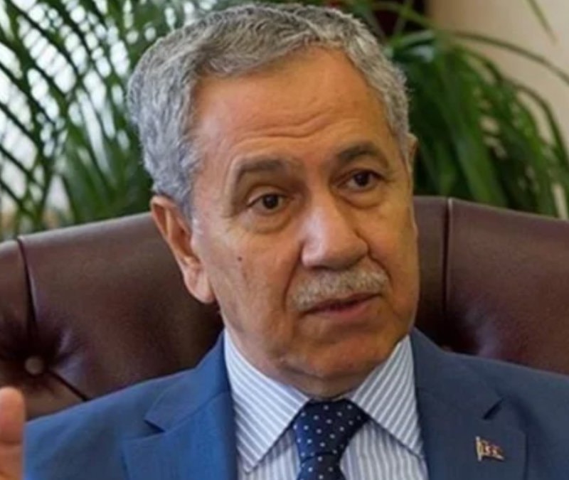 Bülent Arınç'tan KHK'lılar için çağrı: Apo'ya statü peşinde koşanlar bunu halletsinler