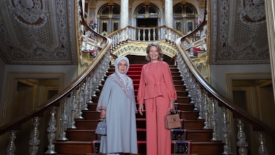Emine Erdoğan, Belçika Kraliçesi Mathilde'yle bir araya geldi