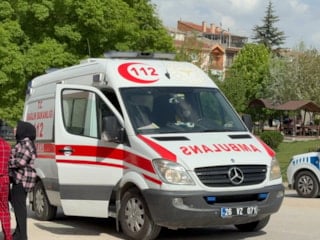 Eskişehir'de 'erkek arkadaş' kavgası: 3 kız çocuk yaralandı
