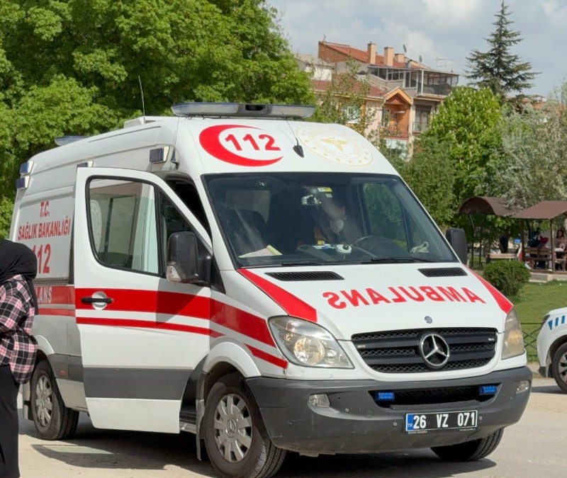 Eskişehir'de 'erkek arkadaş' kavgası: 3 kız çocuk yaralandı