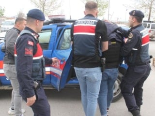 Konya'da kaçan cinayet şüphelilerini JASAT yakaladı