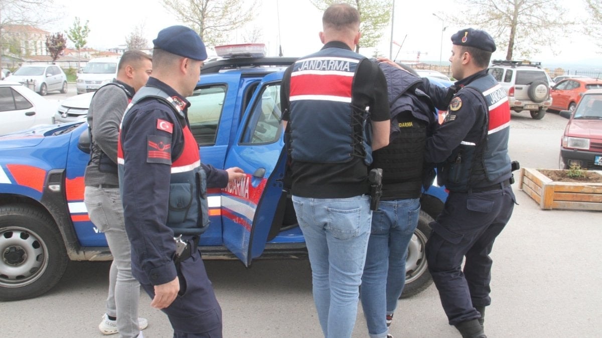 Konya'da kaçan cinayet şüphelilerini JASAT yakaladı