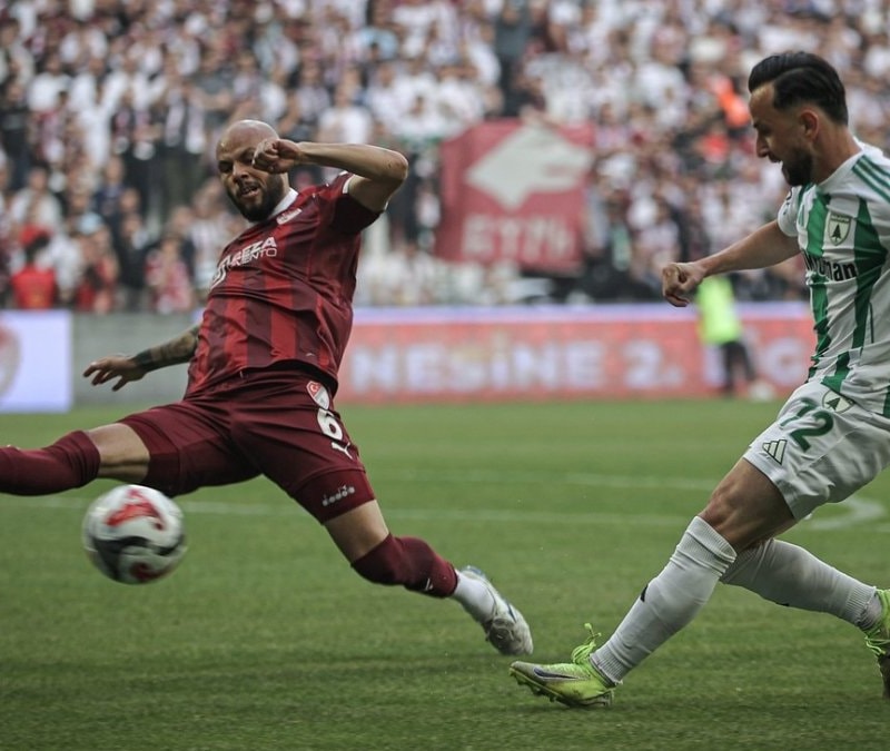 Muğlaspor, Elazığspor'u yenerek 1.Lig'e yükseldi