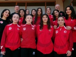 U17 Avrupa Güreş Şampiyonası Bulgaristan’da başlıyor