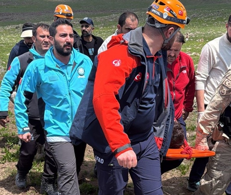 Van'da kayalık alandan düşen çocuk hastaneye kaldırıldı