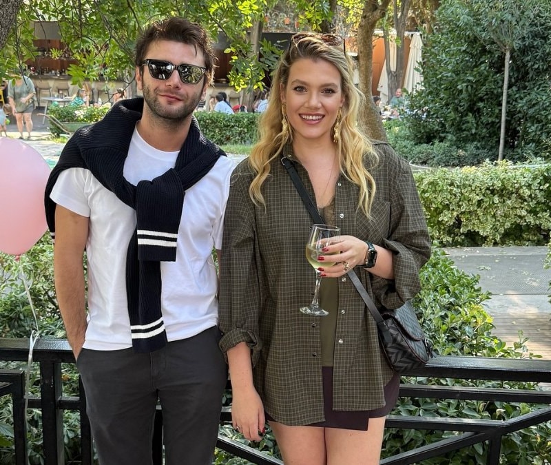 Derya Şensoy ve Yağız Can Konyalı nişanlandı