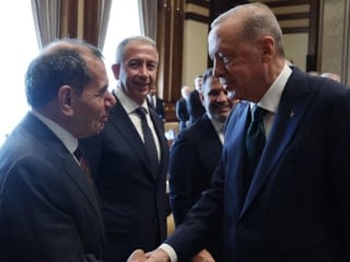 Cumhurbaşkanı Erdoğan'dan Dursun Özbek ve Okan Burak'a tebrik