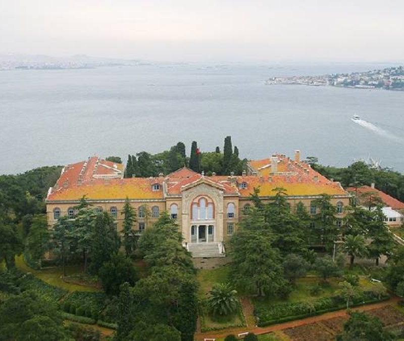 Bartholomeos Heybeliada Ruhban Okulu'nun 55 yıl sonra açılacağını duyurdu