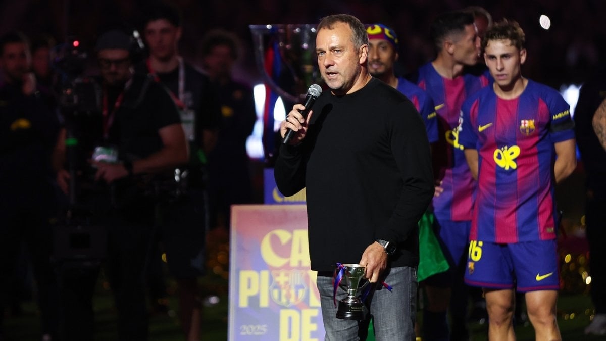 Hansi Flick, Barcelona'da gördüğü destekten dolayı minnettar