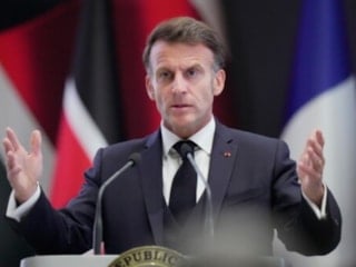Macron’dan Afrika Zirvesi’nde sürpriz müdahale