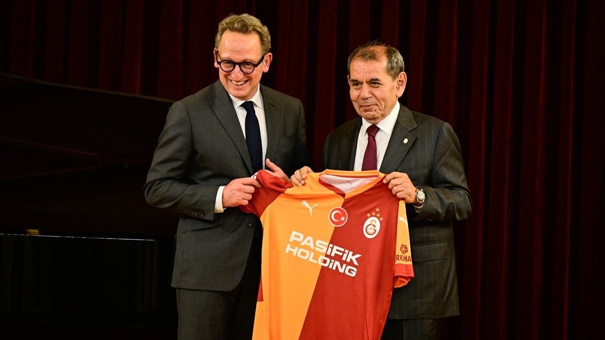 Brüksel Bölgesi Başbakanı Boris Dillies, Galatasaray Lisesi'ni ziyaret etti