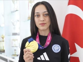 Emine Göğebakan, Avrupa ikincisi oldu