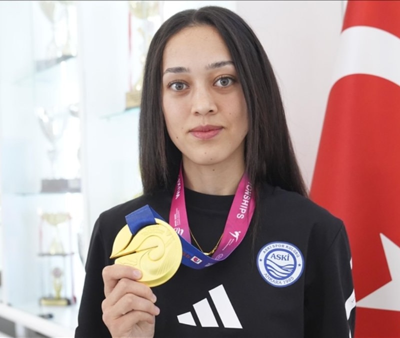 Emine Göğebakan, Avrupa ikincisi oldu