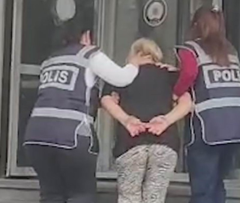 Hırsızlık suçundan 70 yıl cezası bulunan kadın Kayseri'de yakalandı