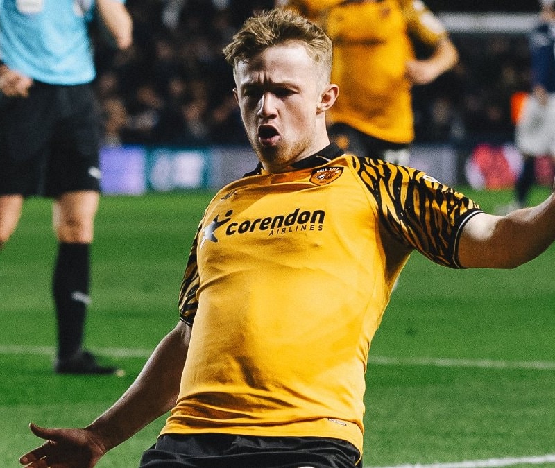 Millwall'u deviren Hull City finale yükseldi
