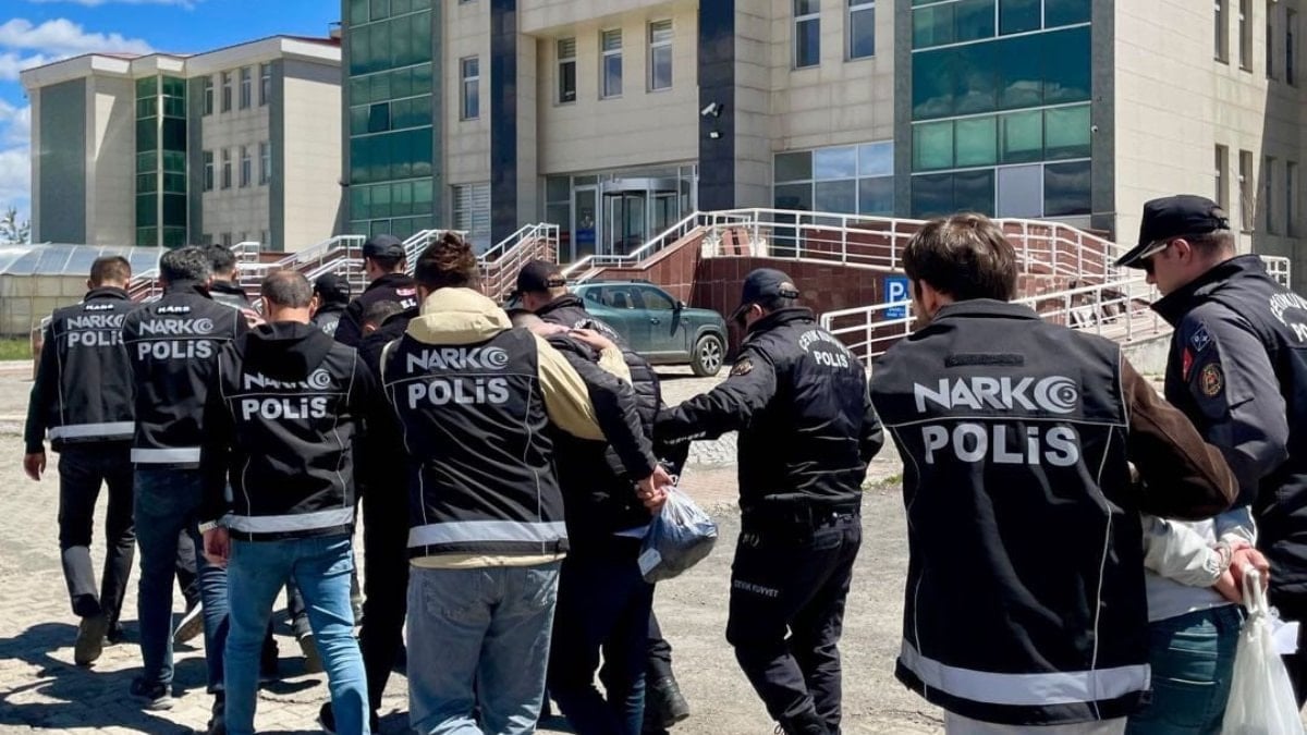 Kars'ta uyuşturucu tacirlerine geçit yok