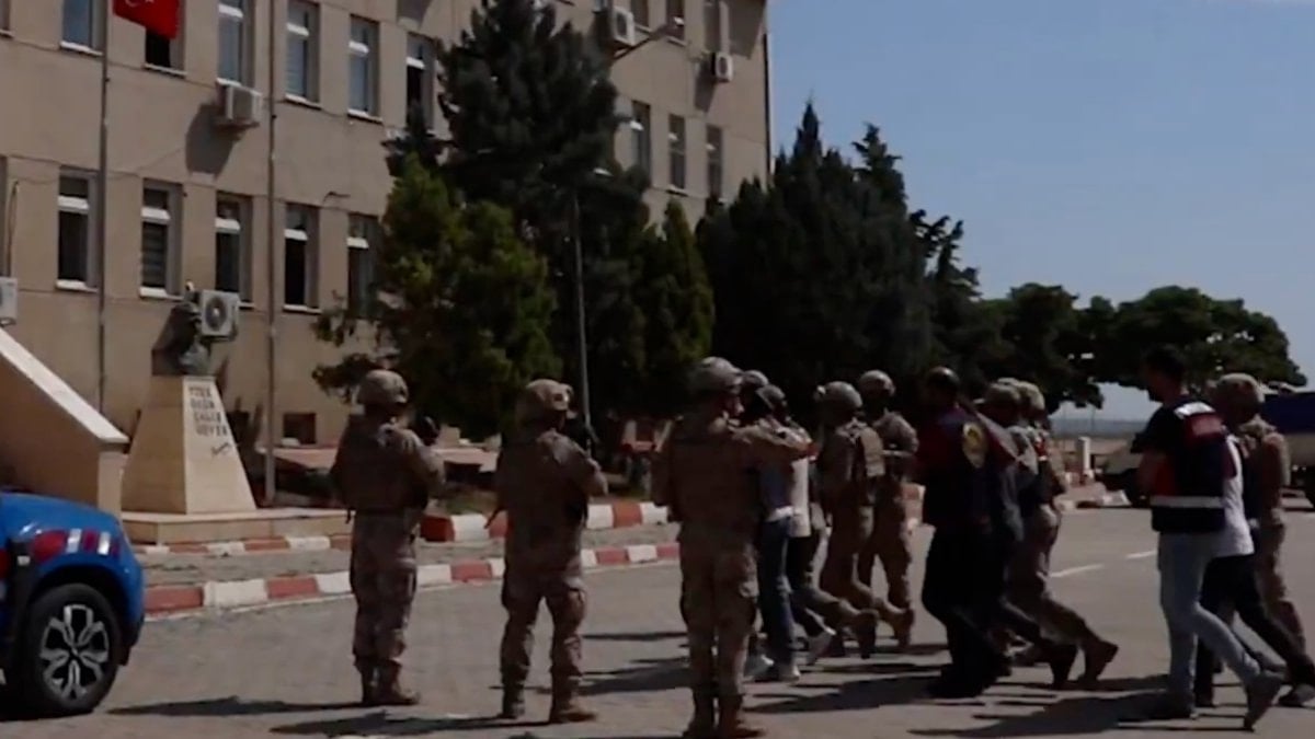 33 ilde FETÖ operasyonu: 43 tutuklama