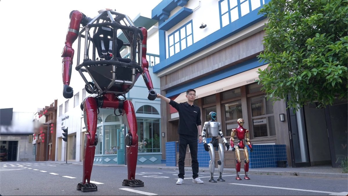 Transformers gerçek oldu:  Çinli Unitree devasa robotu  GD01'i tanıttı