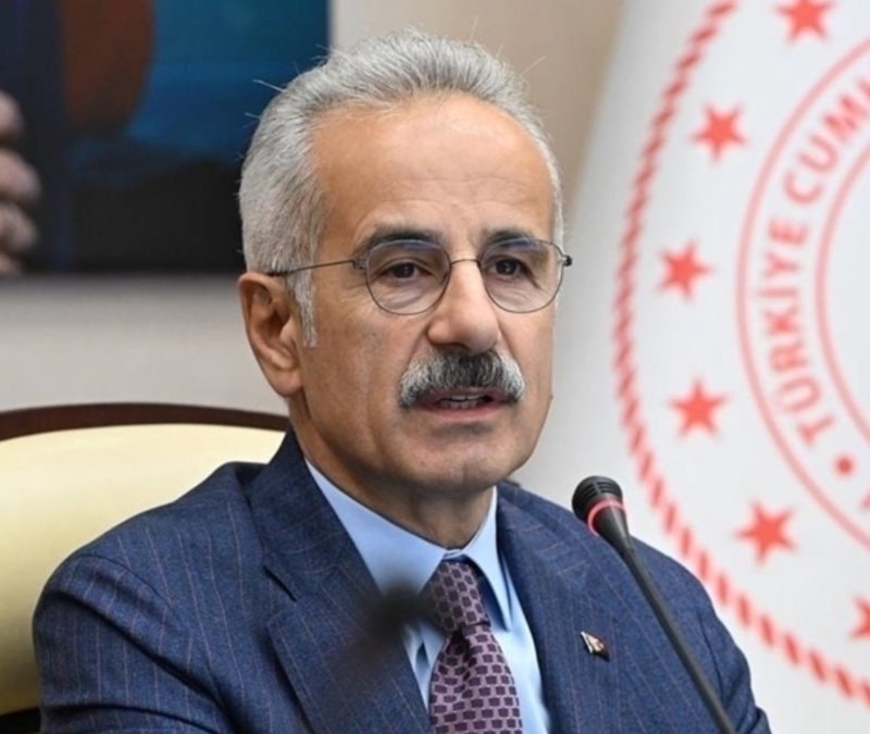 Abdulkadir Uraloğlu: 2026'da boğazlardaki gemi hareketliliği 26 bin 214'e ulaştı